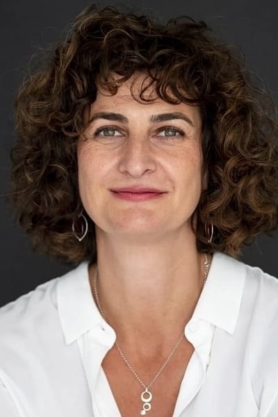 Фото  (Pelin Esmer)