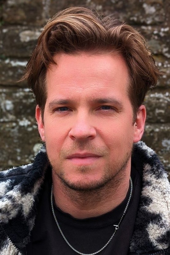 Фото  (Sander Jones)