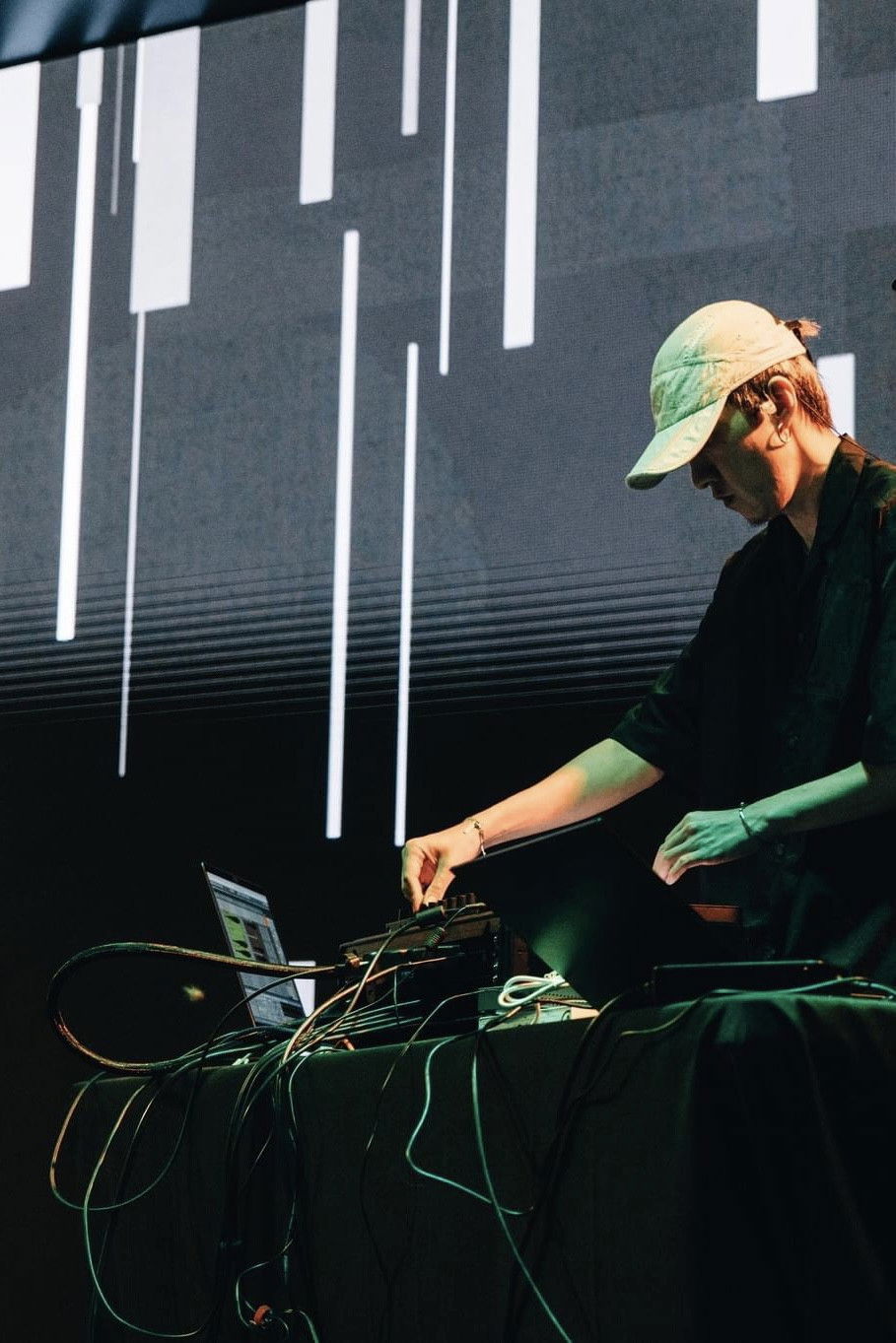 Фото  (Sheng-Wen Yan)