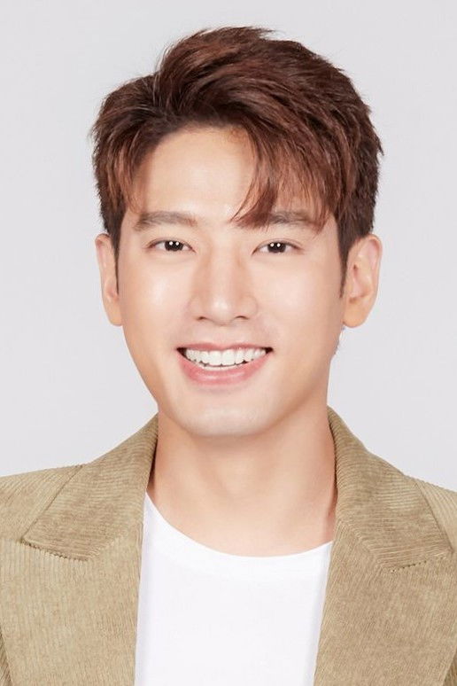 Фото  (Varakorn Sawasakorn)