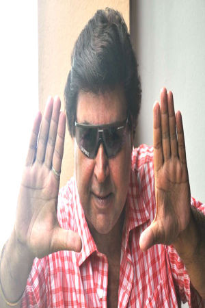 Фото  (Guddu Dhanoa)