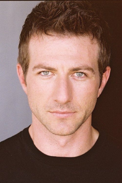 Фото  (Rhett Giles)