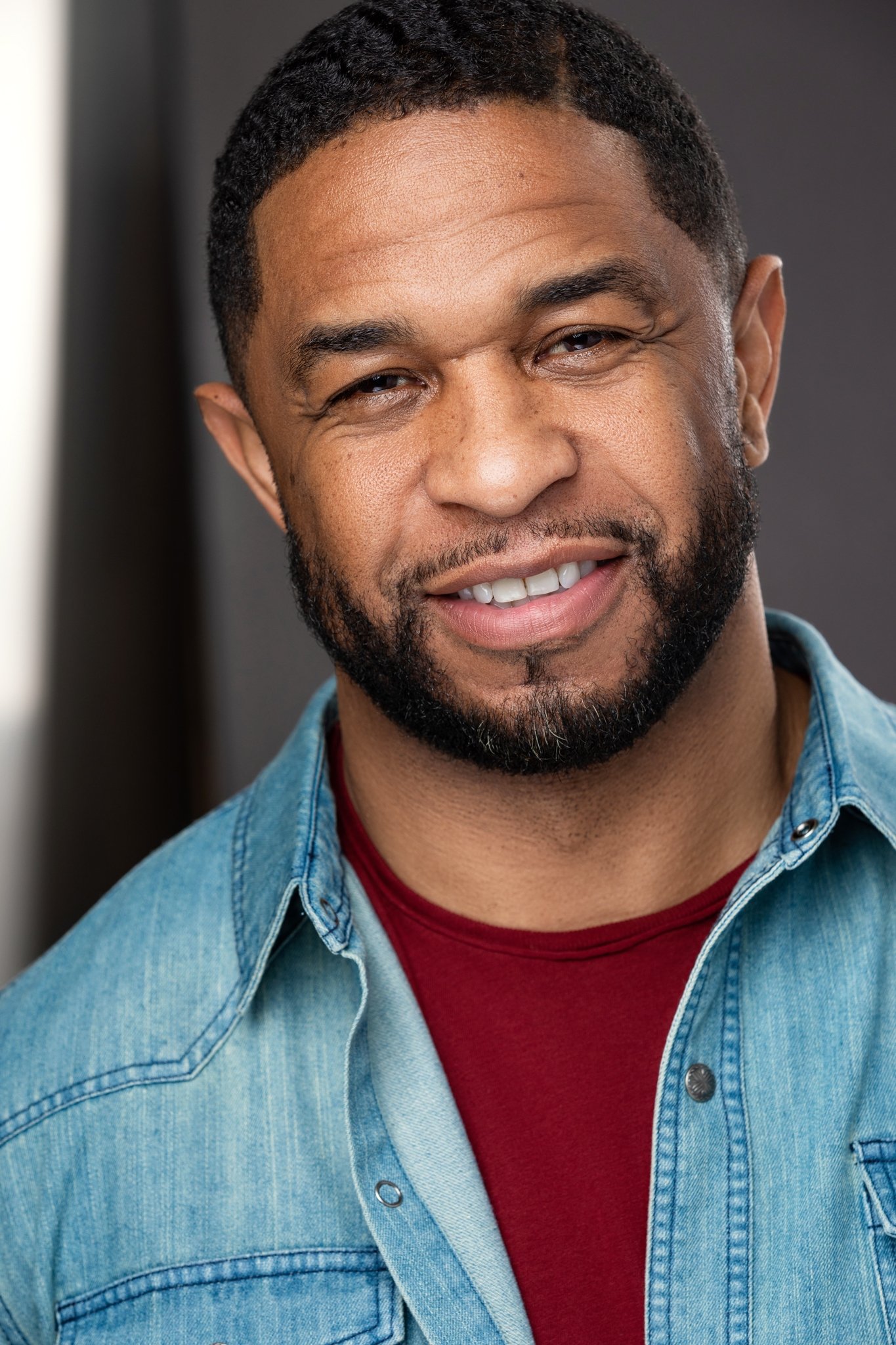 Фото Дж. Елліотт (J. Elliott)