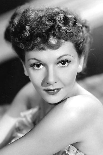 Фото  (Mary Martin)