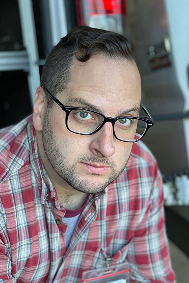 Фото  (Adrian DiGiovanni)