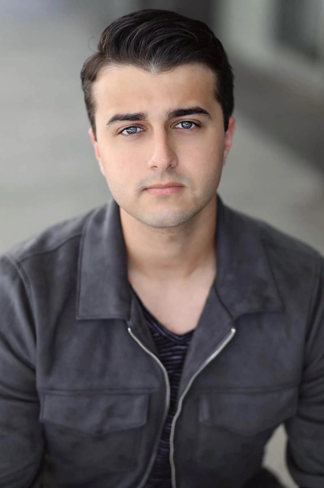 Фото  (Robert Vincent Montano)