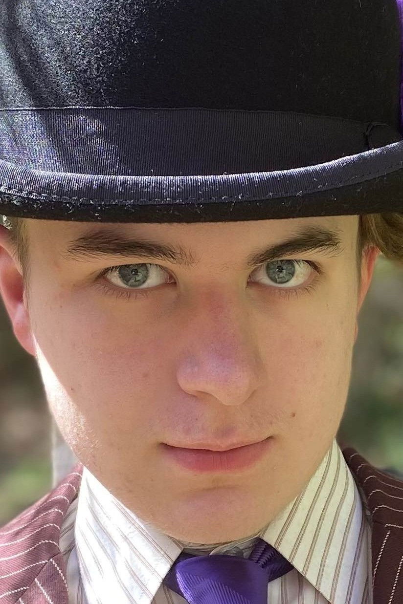 Фото Оскар Белламі (Oscar Bellamy)