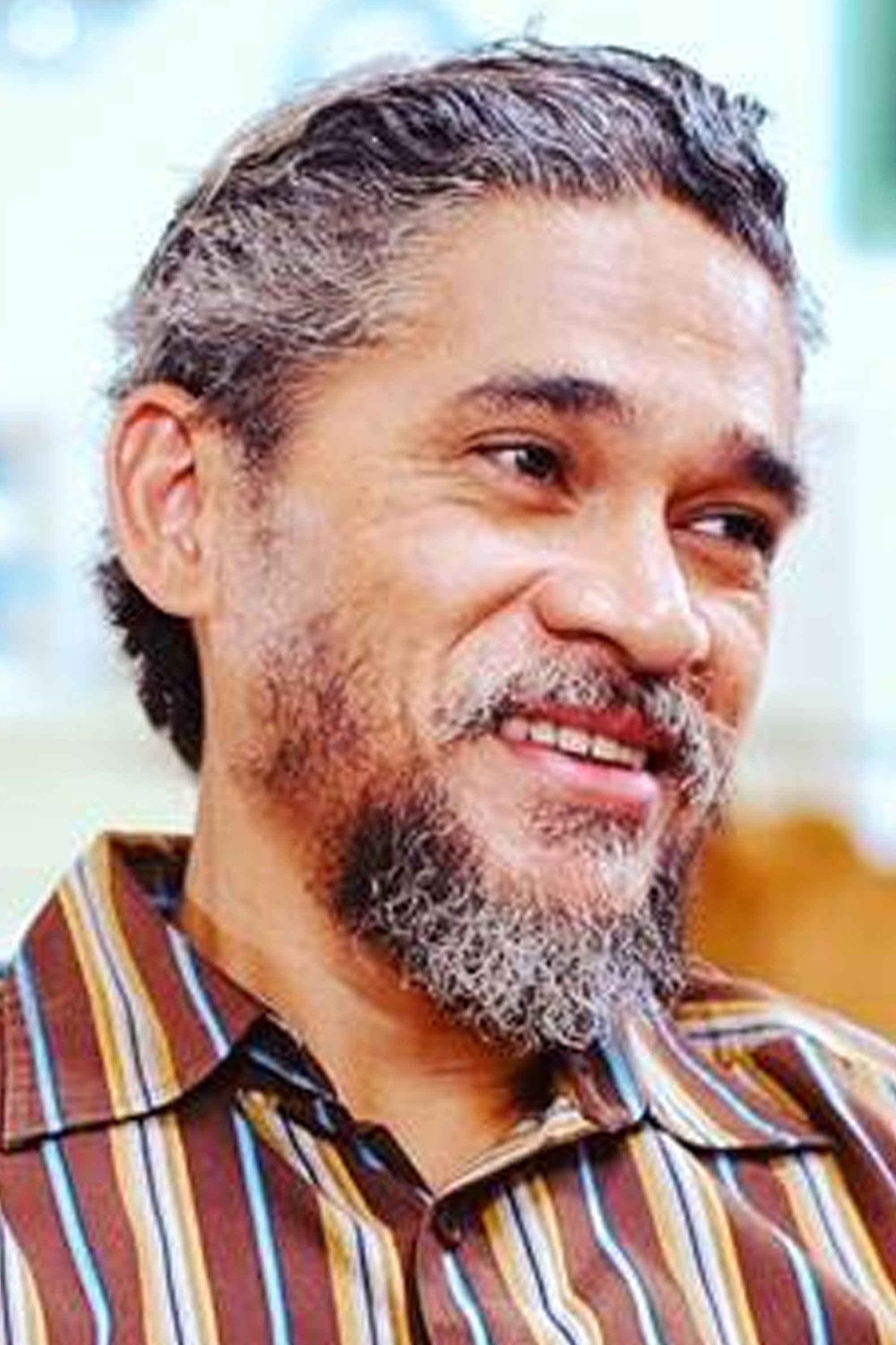 Фото  (Gilbert Pattiruhu)