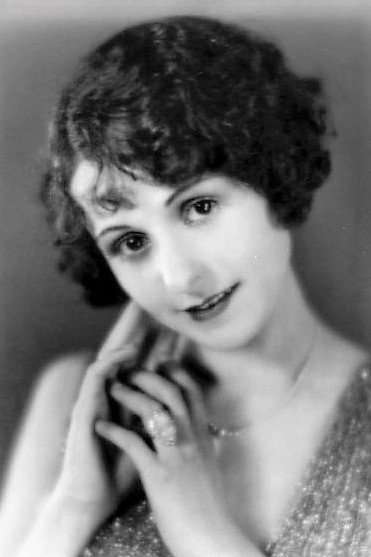 Фото  (Louise Lorraine)