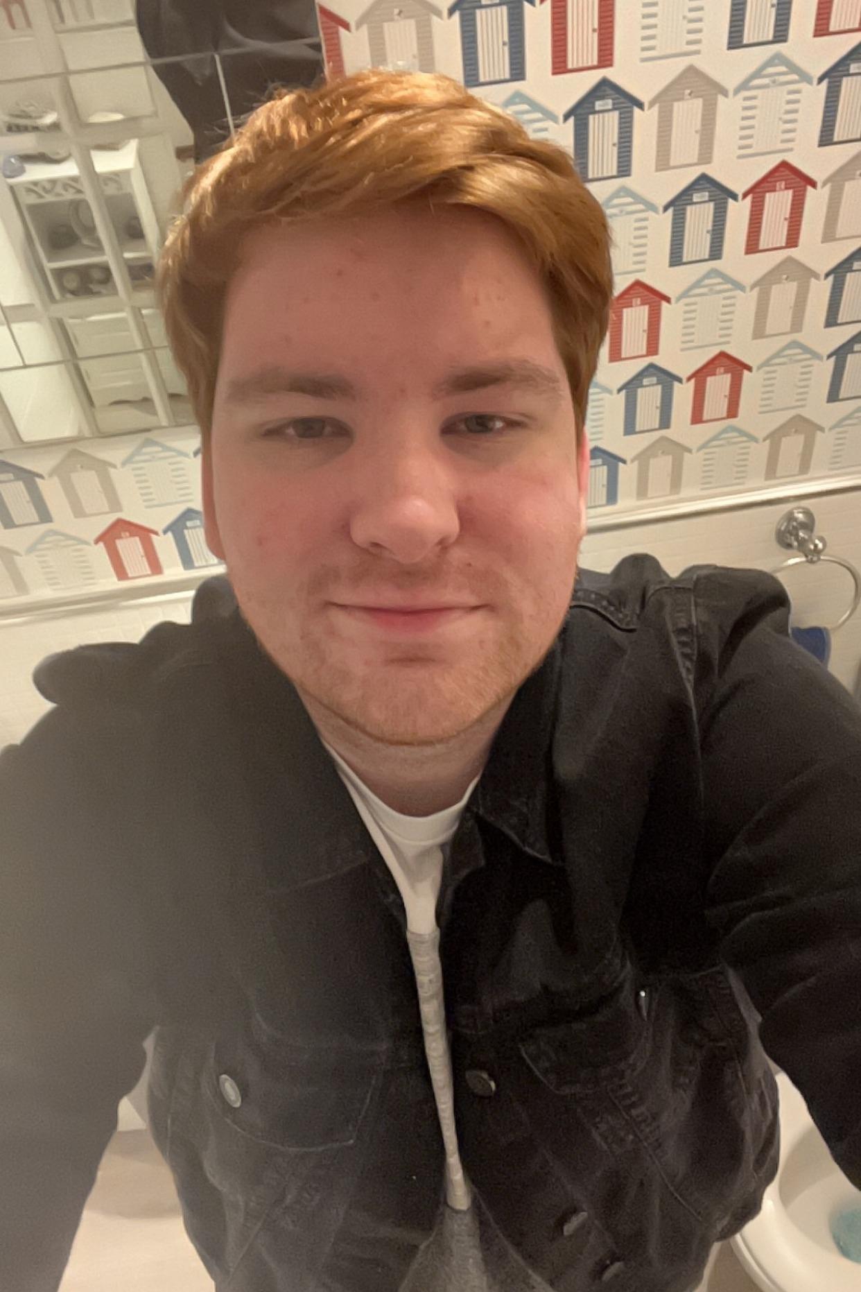 Фото  (Adam Kemp)