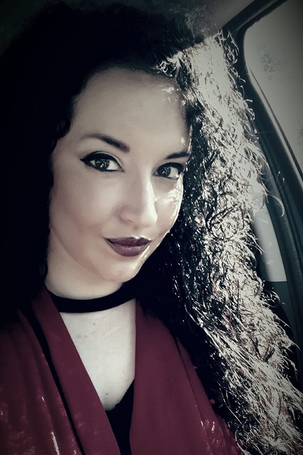 Фото  (Cassandra Bryson)