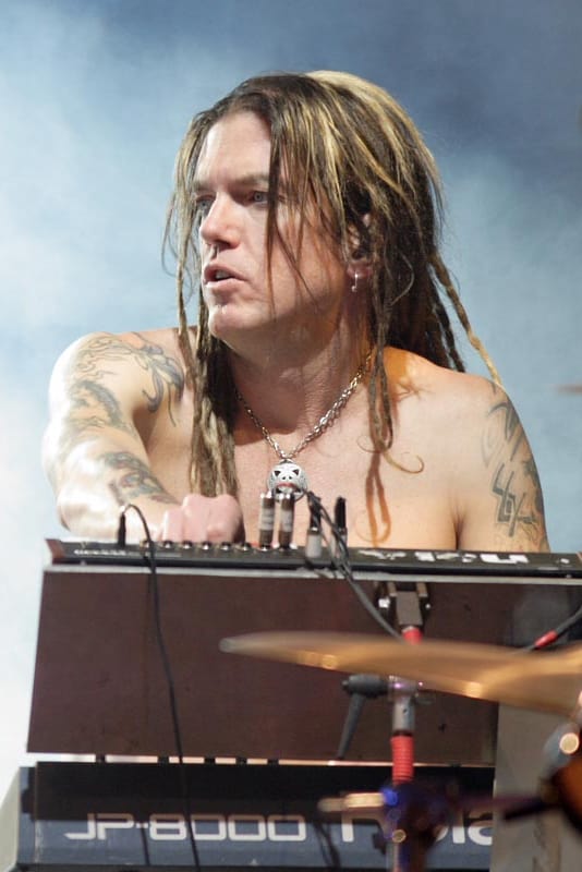 Фото  (Dizzy Reed)