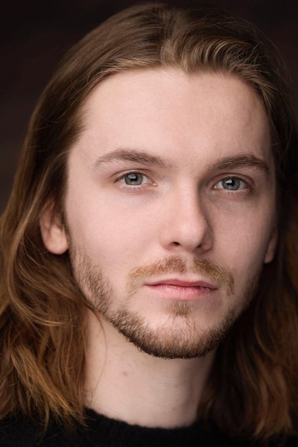 Фото  (Aaron May)