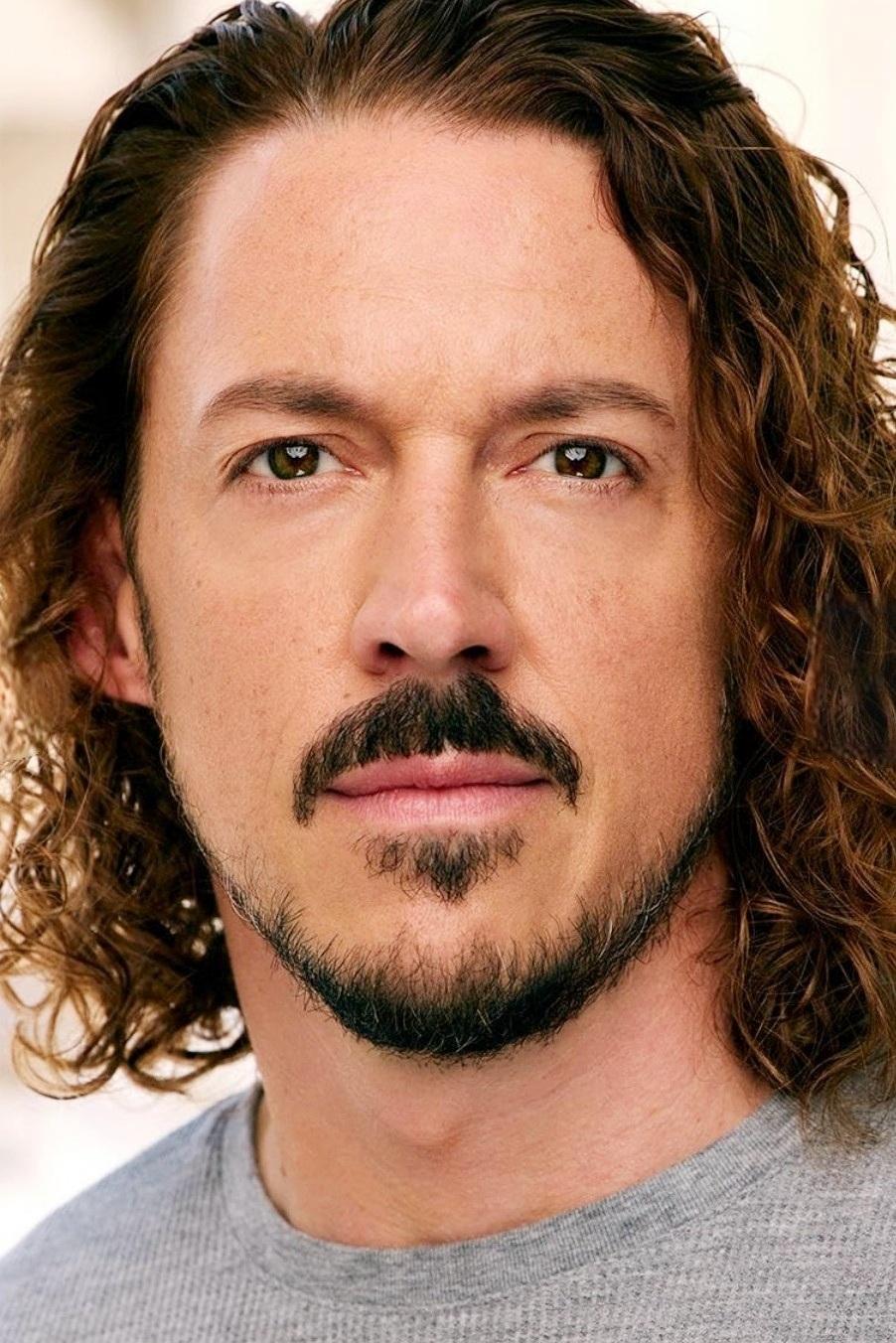 Фото  (Jersey Carell)