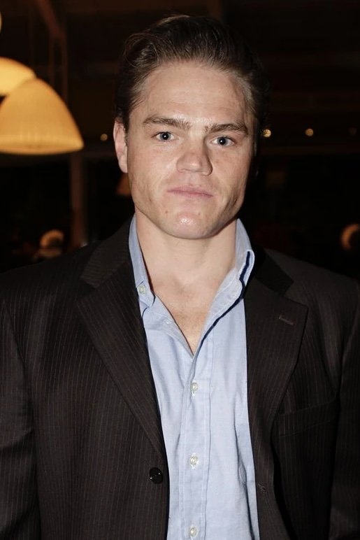 Фото  (Devin Harjes)