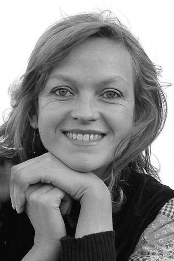 Фото  (Annie Nightingale)