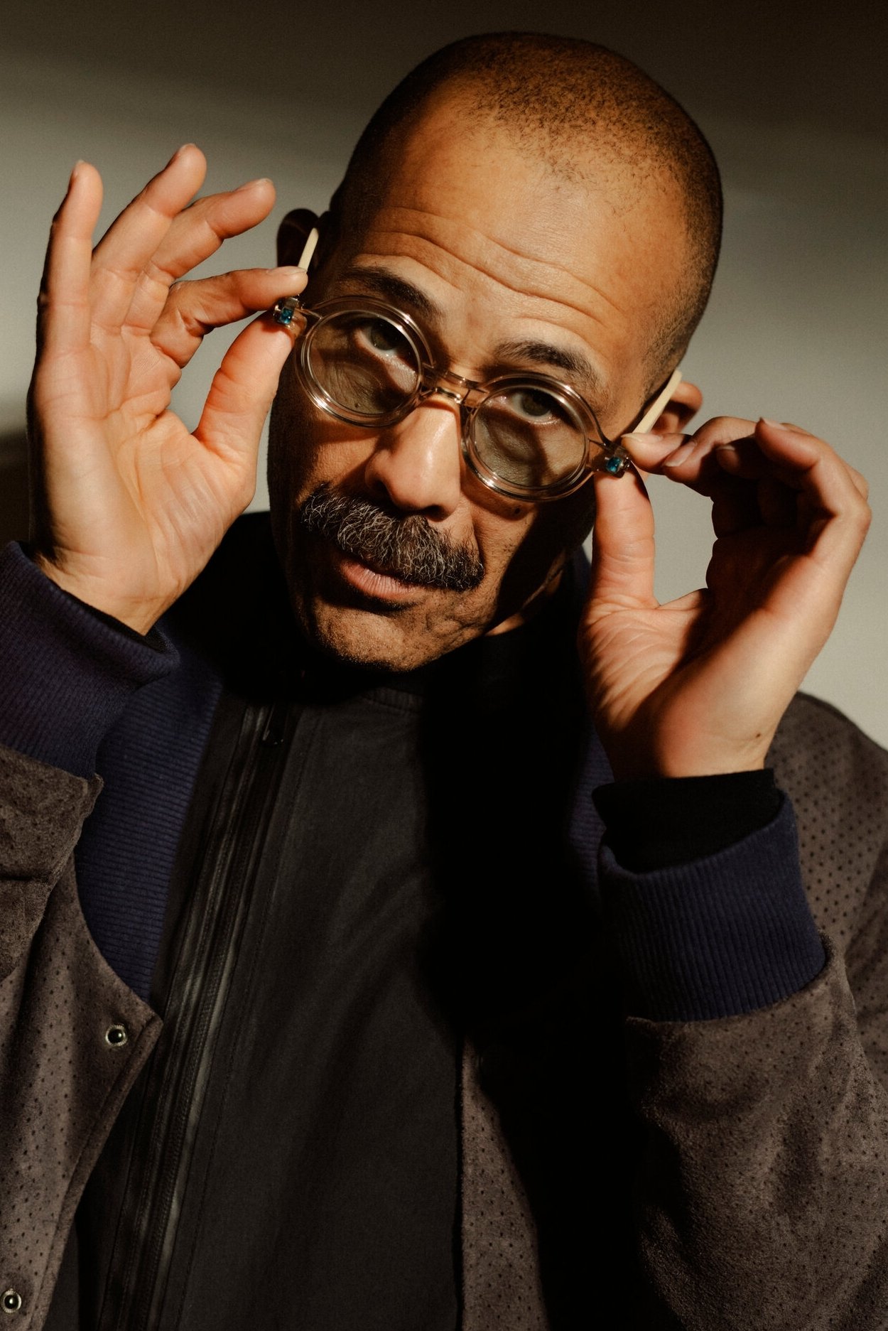 Фото  (Kahil El'Zabar)