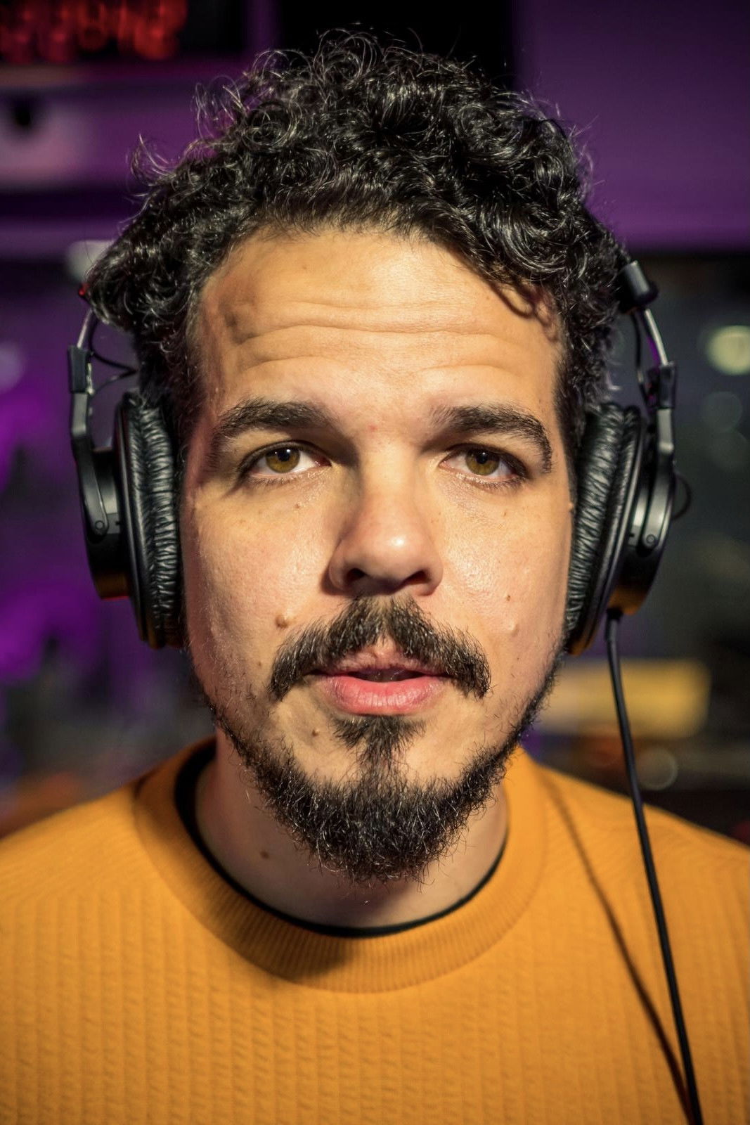 Фото  (E. Bayoán Ríos-Escribano)