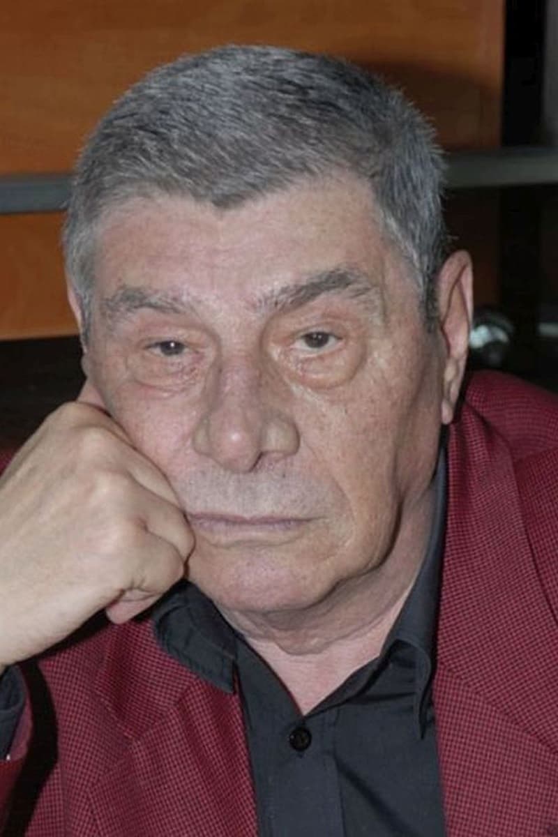 Фото  (Mitică Popescu)