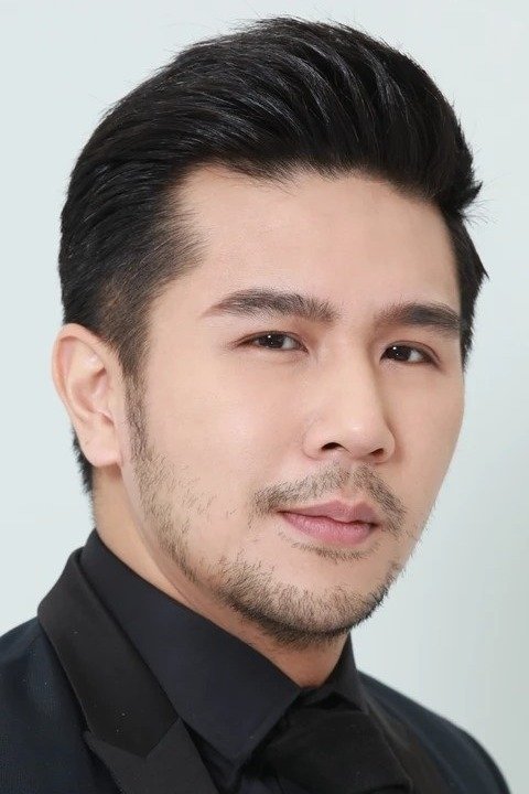 Фото  (Alex Tse Ho-Yat)