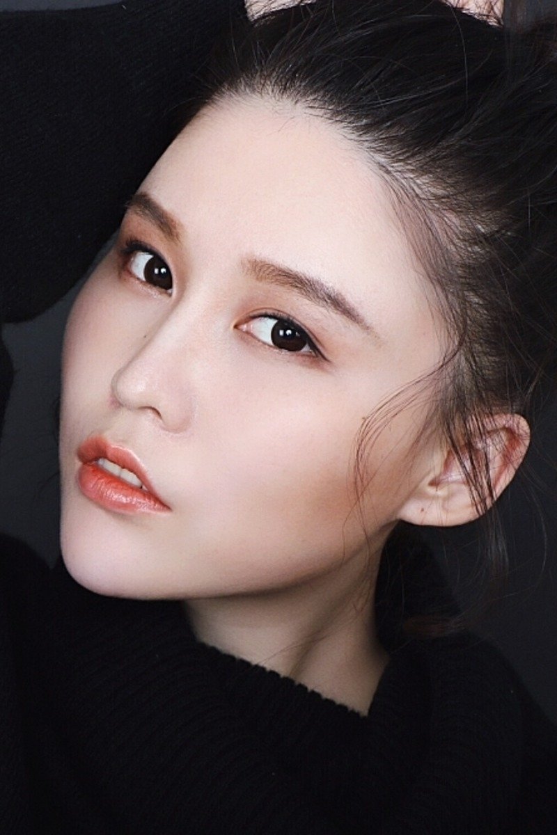 Фото  (Wanyan Hezhuo)