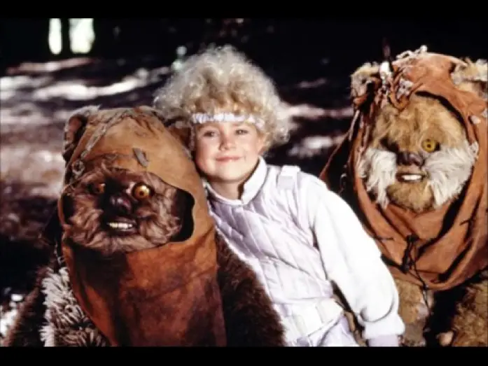 Відео до фільму Пригоди Евоків — STAR WARS: La Aventura de los Ewoks (Trailer español)
