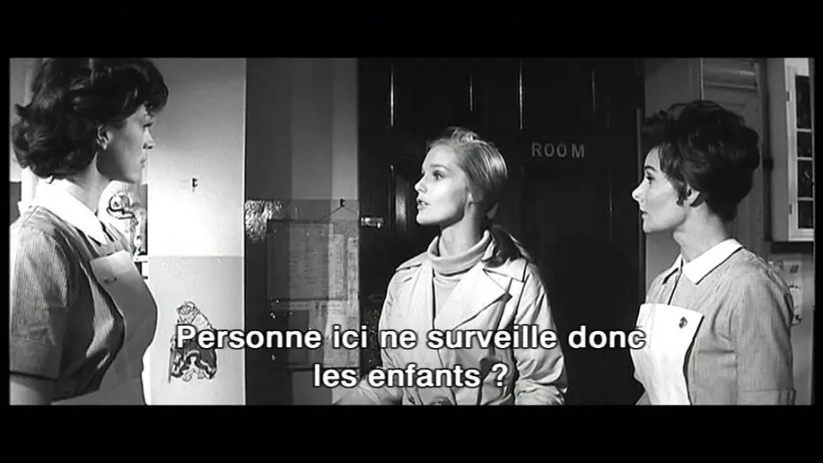 Відео до фільму Bunny Lake Is Missing — BUNNY LAKE A DISPARU - Extrait ˝À la recherche de Bunny˝ VOST
