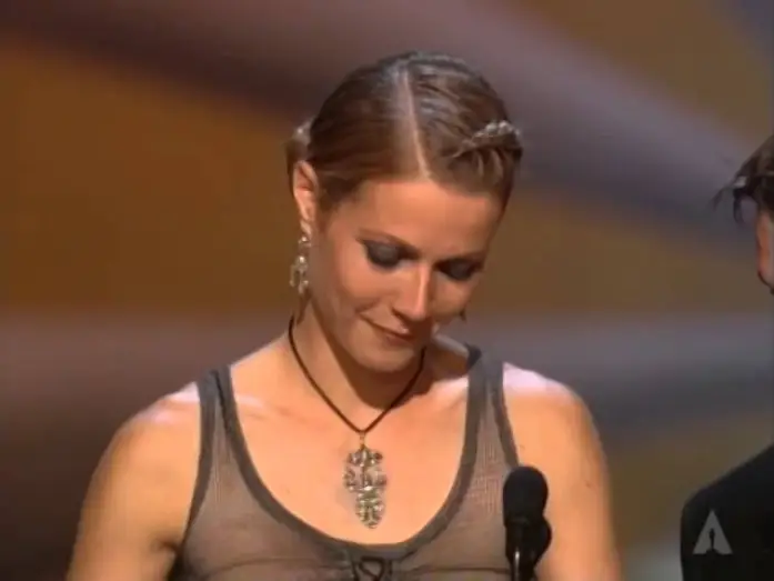 Відео до фільму Ігри розуму — A Beautiful Mind Wins Adapted Screenplay: 2002 Oscars