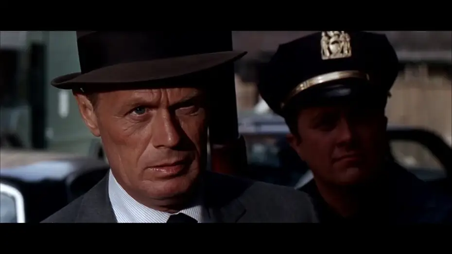 Відео до фільму Madigan — Police sur la ville (MADIGAN) par Julien Comelli