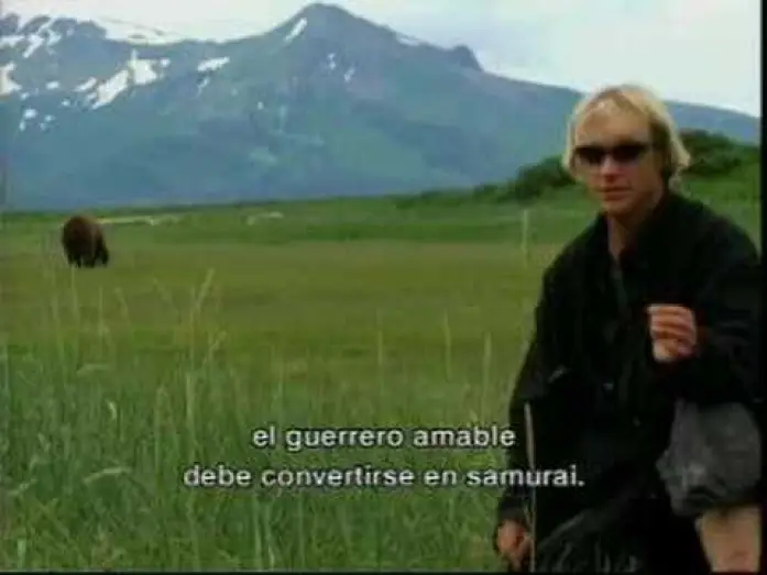 Відео до фільму Людина-Ґрізлі — Grizzly Man - Trailer con subtítulos en Español