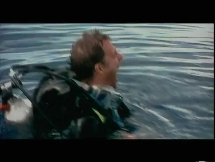 Відео до фільму Відкрите море | Open Water trailer ita