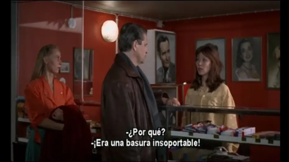 Відео до фільму Хмари пливуть вдалечінь — "Nubes pasajeras", de Aki Kaurismäki (secuencia del cine)