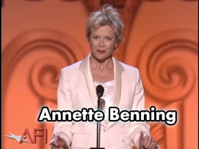 Відео до фільму Американський президент — Annette Benning On Working With Michael Douglas In THE AMERICAN PRESIDENT