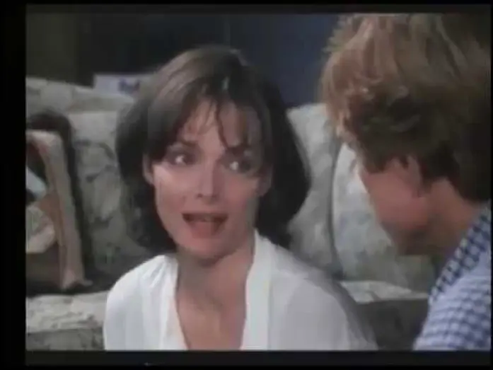 Відео до фільму Близько до серця — Up Close & Personal - 1996 MOVIE TRAILER Michelle Pfeiffer Robert Redford