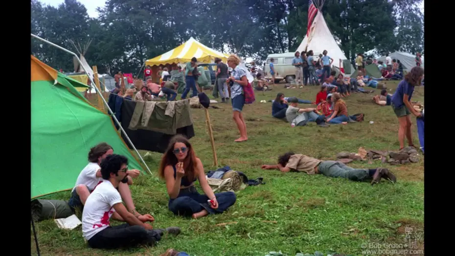 Відео до фільму Woodstock — 3 días de paz, amor y excesos: Woodstock