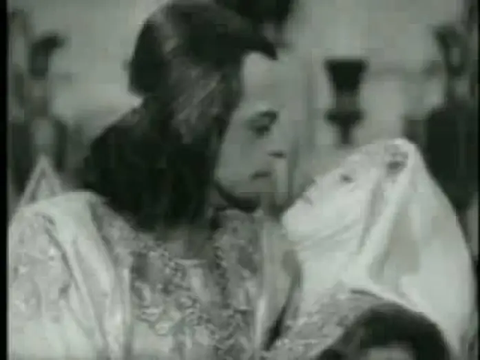 Відео до фільму Иван Грозный — Ivan The Terrible - Trailer (1945)