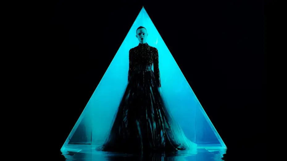 Відео до фільму Неоновий демон — THE NEON DEMON - Teaser