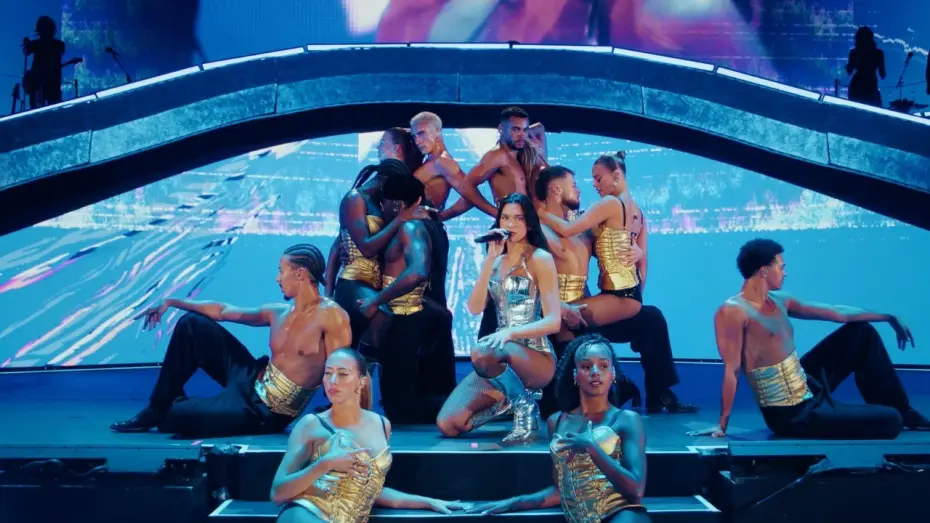 Відео до фільму Dua Lipa: Live From Mexico | Dua Lipa - One Kiss (Live depuis le Mexique)
