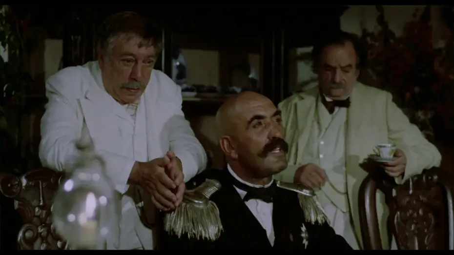 Відео до фільму Кобра Верде — "Cobra Verde" di Werner Herzog (Germania 1987) - Trailer Italiano