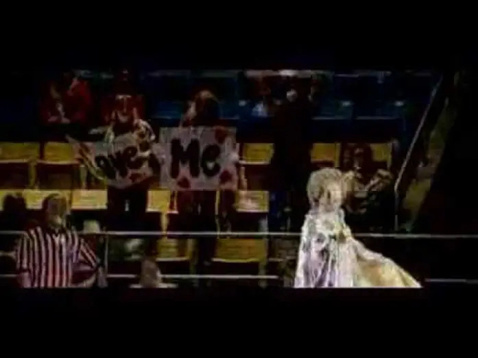 Відео до фільму Напівпрофі — "Love Me Sexy" Music Video