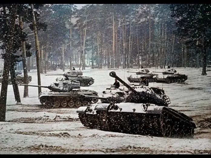 Відео до фільму Битва за Арденни — La Bataille des Ardennes - Extrait - Blitzkrieg