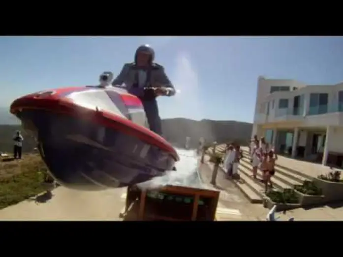 Відео до фільму Диваки 3D — Jackass 3D - Trailer en español