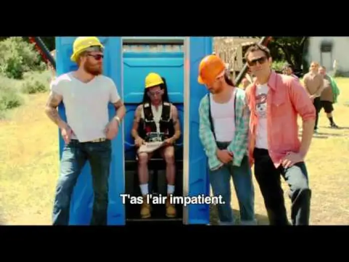 Відео до фільму Диваки 3D — Jackass 3D - Bande annonce Officielle Official New Trailer [VOST]