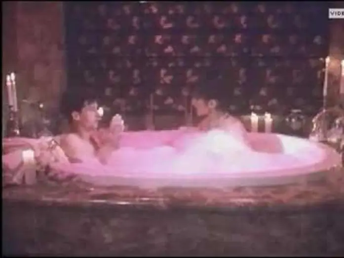 Відео до фільму Loverboy — loverboy