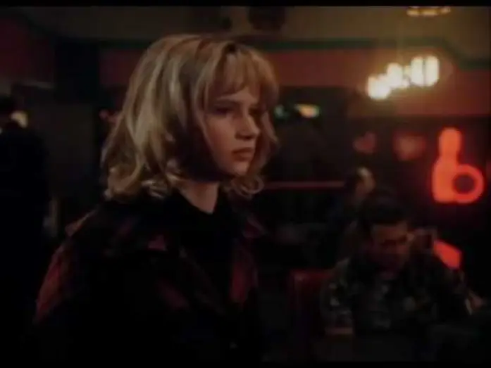 Відео до фільму Надто молода, щоб померти? — Too young to die? / Juliette Lewis Bratt Pitt