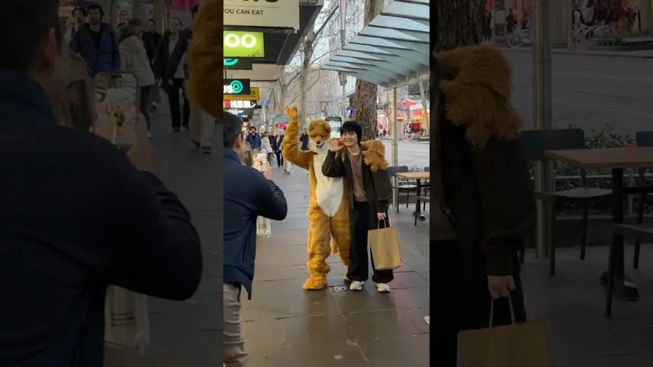 Відео до фільму The Fox — A foxy time was had at the Victorian premiere of The Fox at MIFF last night.