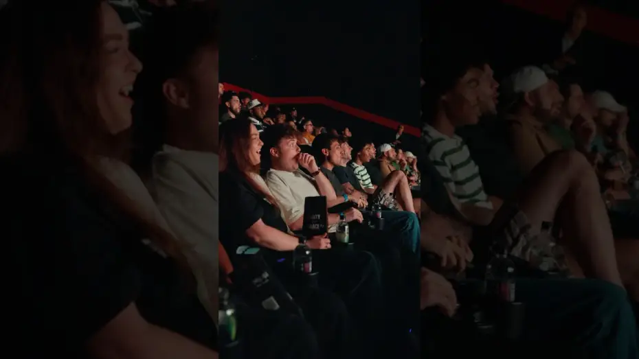 Відео до фільму Кінець Оук-Стріт — Audiences got a sneak peek in 4DX