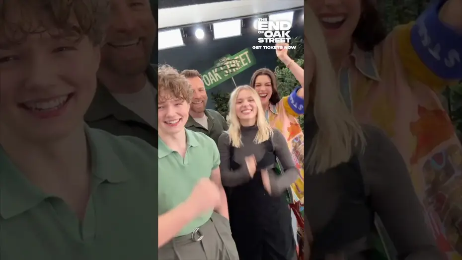 Відео до фільму Кінець Оук-Стріт — Let your family group chat know.