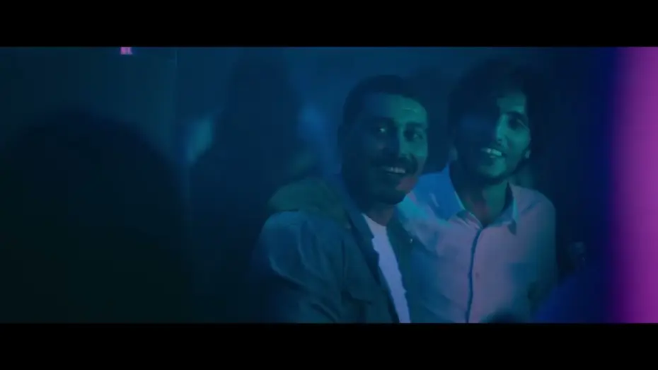 Відео до фільму عايشة — "عيشة"، فيلم من إخراج مهدي بن برساوي، تم اختياره رسمياً في المسابقة "آفاق" في مهرجان البندقية