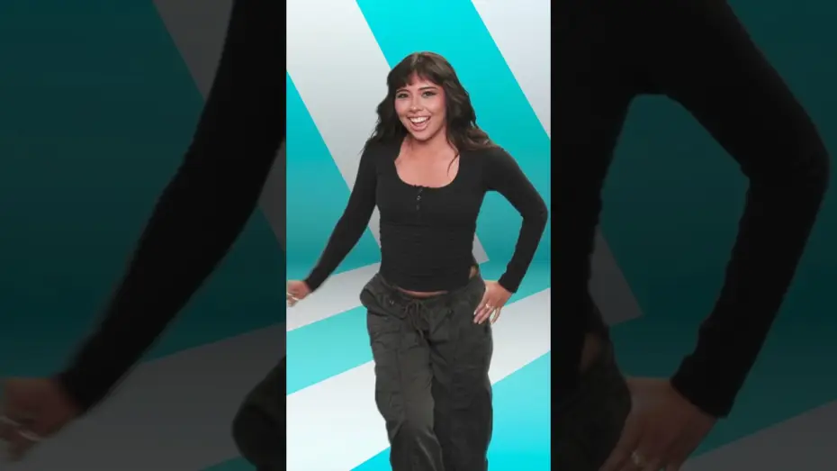 Відео до фільму Кіт у капелюсі — Xochitl Gomez and the Things had to team up. Show us your moves.